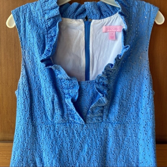 Lilly Pulitzer lined eyelet Textured Blue Ruffle Dress like new size small - Picture 2 of 8